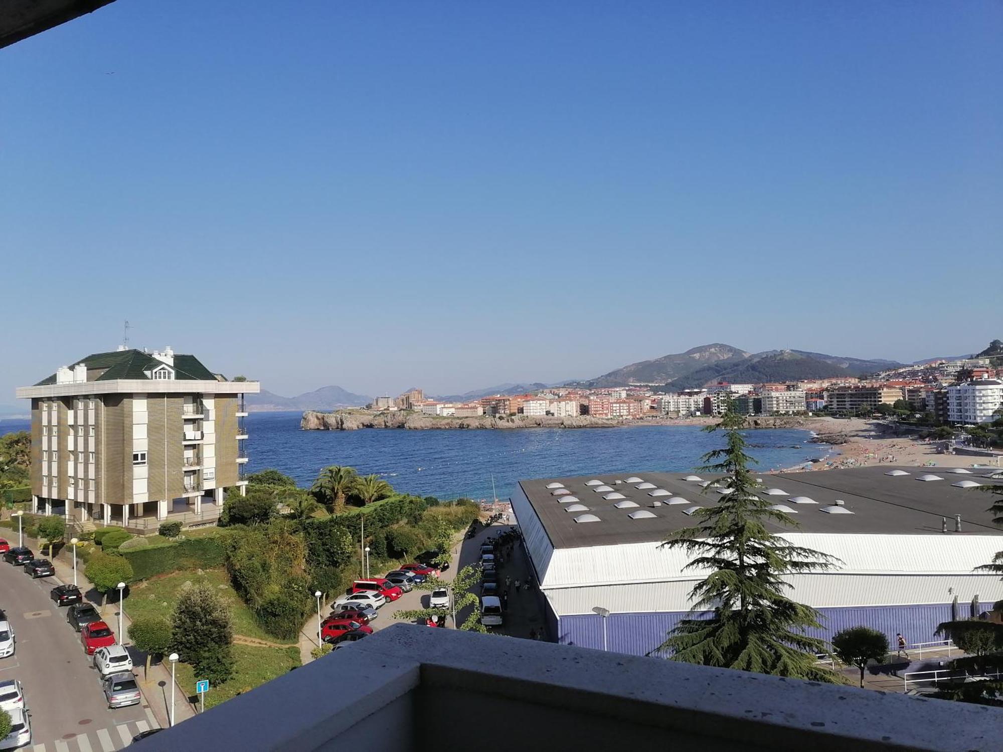 Apartamento Duplex Junto A La Playa Con Garaje Castro Urdiales Exterior photo